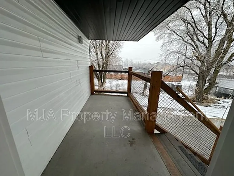 500 E Fort Union Blvd #B1 — Photo 19