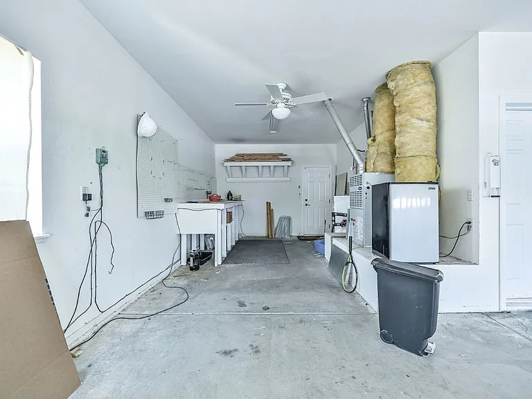 317 W Shamrock Ave — Photo 27