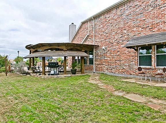 5th image of 1044 Highland Hills Dr