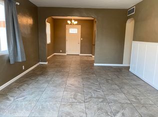 2837 N 24th Pl, Phoenix, AZ 85008