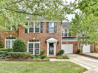 5111 Berkeley Greene Dr, Charlotte, NC 28277