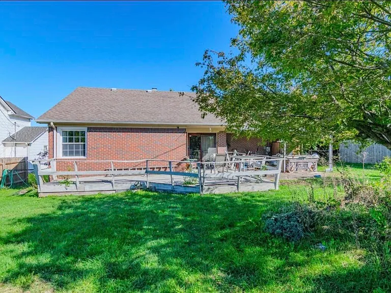 500 Orchard Dr — Photo 10