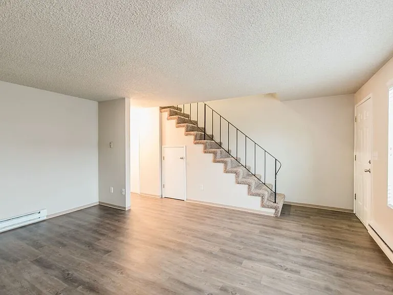 2707 Mountain View Ave W #2 — Photo 7