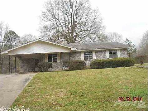 1st image of 2704 Hixon Dr