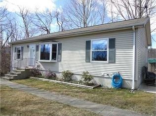 39 Gurley Rd, East Lyme, CT 06333