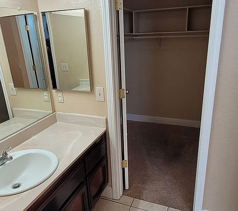 3rd image of 8889 La Margarita Way