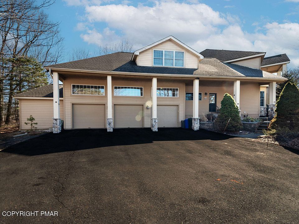 1st image of 726 Pinecrest Dr