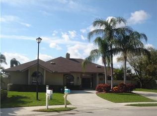 11 Bayview Ter, Tequesta, FL 33469