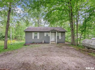 2234 Cascade Ln, Centralia, IL 62801