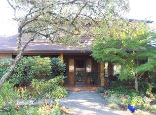 1704 Medallion Loop NW, Olympia, WA 98502