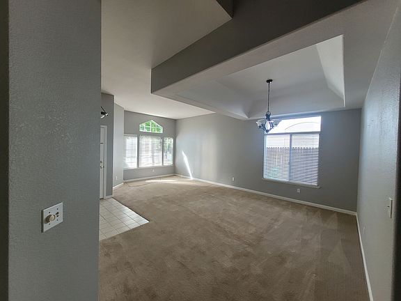 5th image of 1728 Chilton Dr