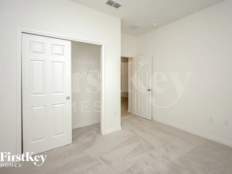 344 Corbel Ln — Photo 13