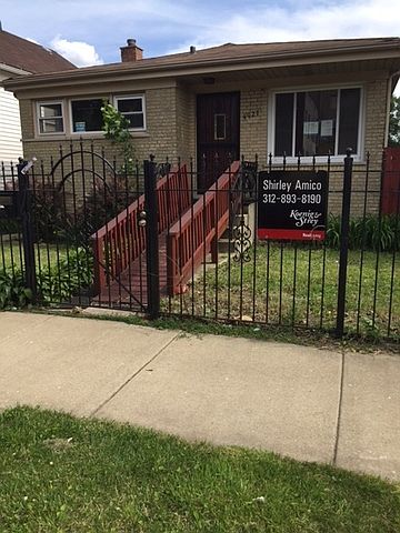 1st image of 4927 W Bloomingdale Ave