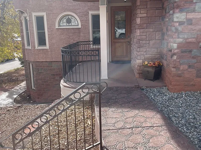 2 Grand Ave #101 — Photo 9