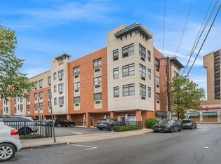 9252 Kennedy Blvd APT 204, North Bergen, NJ 07047