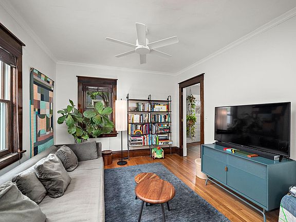 5th image of 1144 Abell St