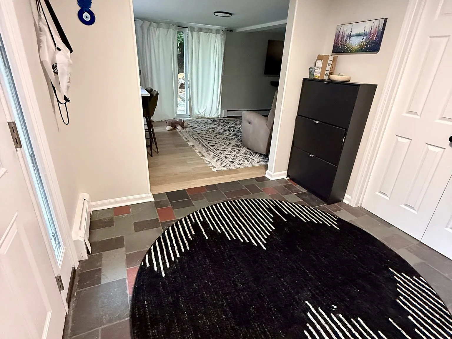 Spacious 3-Bedroom Home Near Lake Hopatcong | Landing, NJ — Photo 4