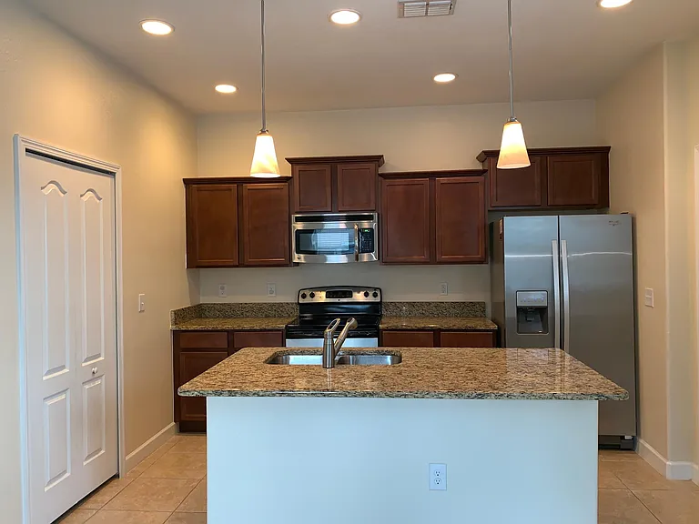 5436 New Independence Pkwy — Photo 15