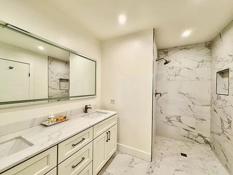 1701 Zinfandel Ln — Photo 17