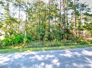660 Boundaryline Dr NW, Calabash, NC 28467