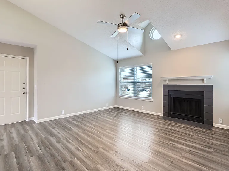The Tallows Apartments — Photo 9