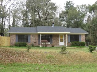 1917 Riverside Dr, Mobile, AL 36605