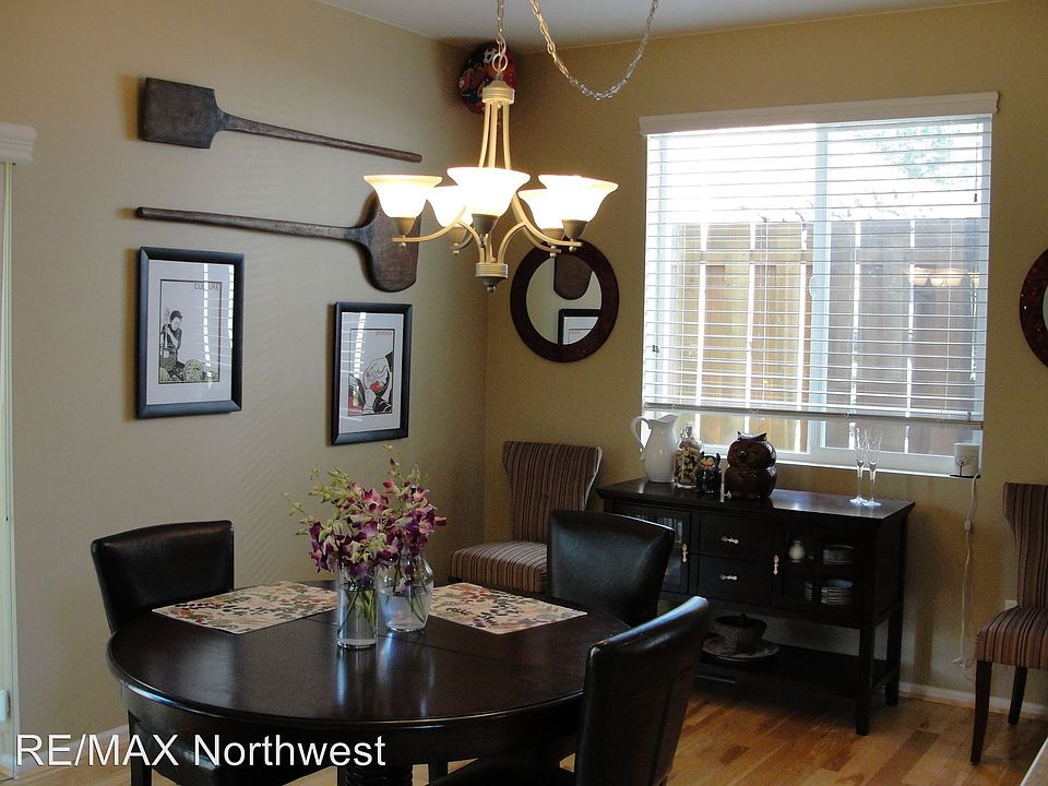 1st image of 1086 Ebbets Dr SW
