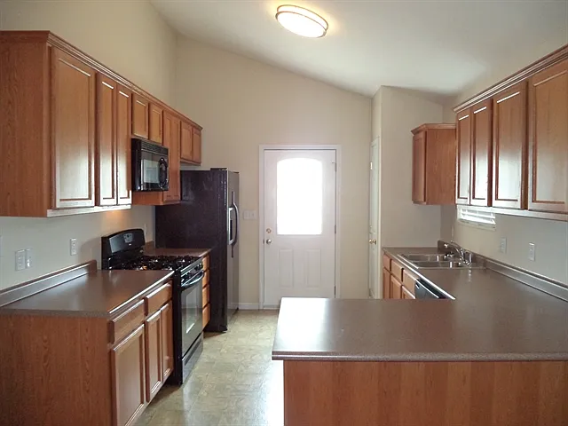 123 Flagstone Way Dr — Photo 2