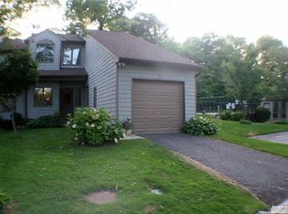 51 Jeremy Cir, Nesconset, NY 11767