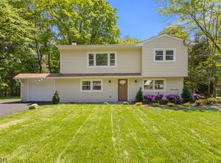 435 Conklintown Rd, Ringwood, NJ 07456