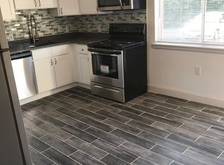 20 Balaban Rd, Colchester, CT 06415