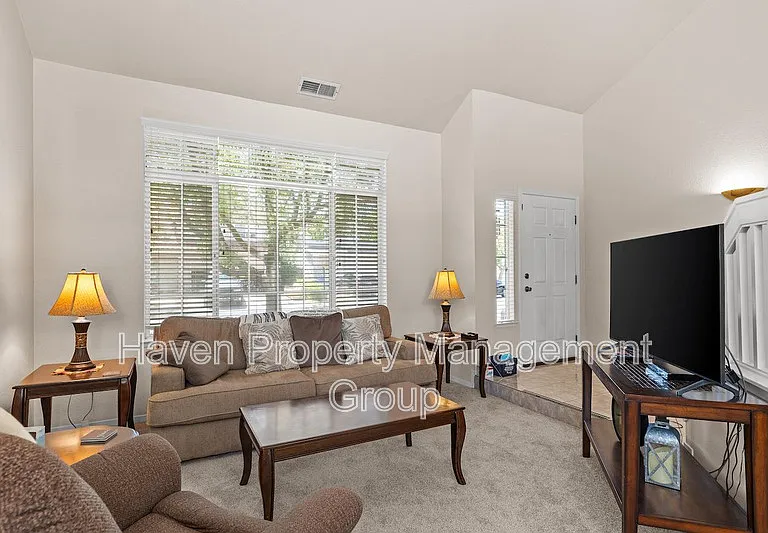 2866 Valcourt Way — Photo 2