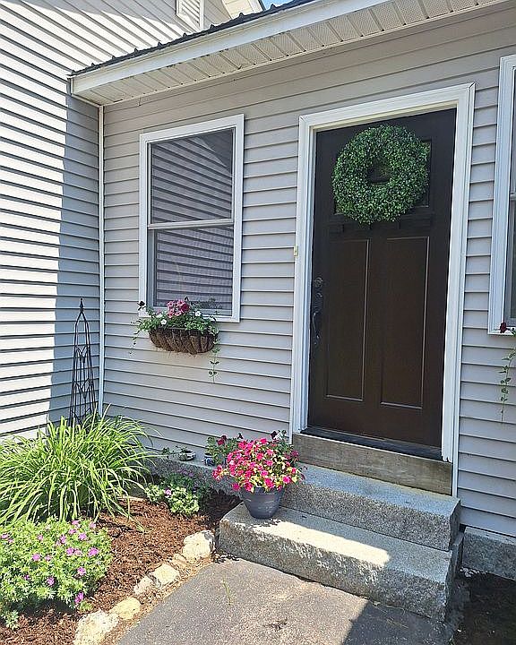 side entrance 