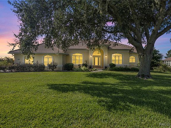 5th image of 482 W Fenway Dr