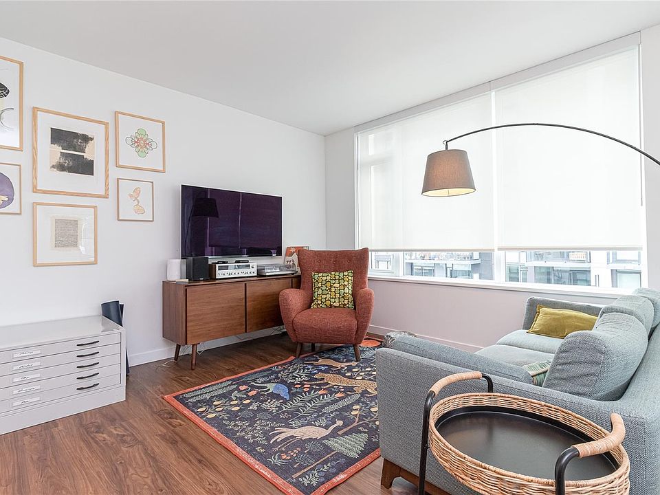 1st image of 369 Tyee Rd #505