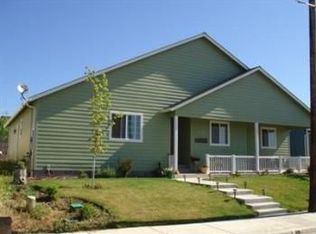 629 Barton Rd, Eagle Pt, OR 97524