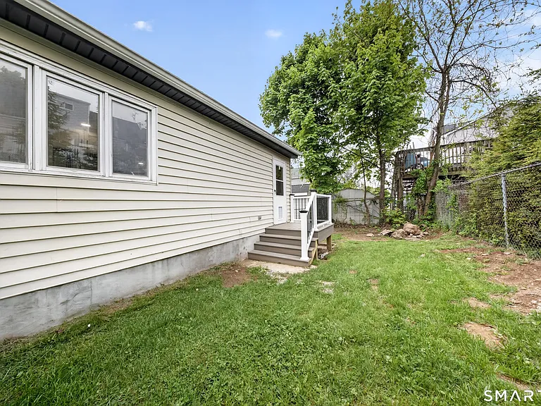 207 Hillcrest Rd — Photo 21