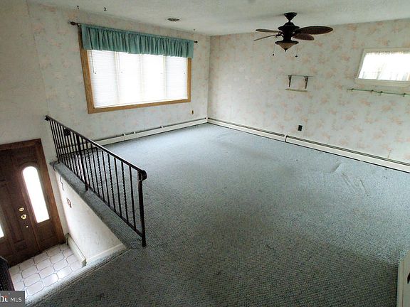 5th image of 11 Spruce Dr