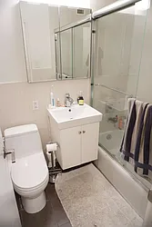 Rented by Manhattan Apartment Organization