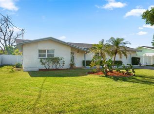 1768 Harbor Cir E, Largo, FL 33770