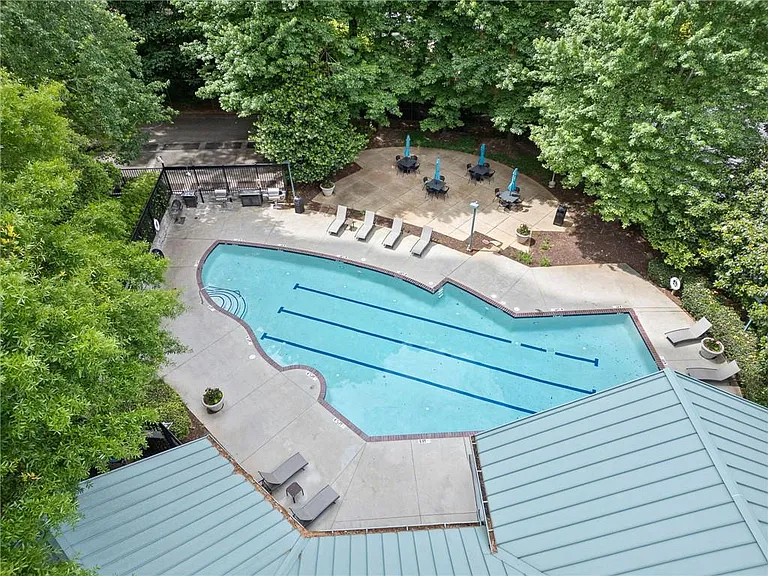 2870 Pharr Court South NW #NW-2602-2602 — Photo 6