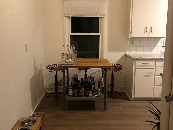 5th image of 303 Beedle Dr
