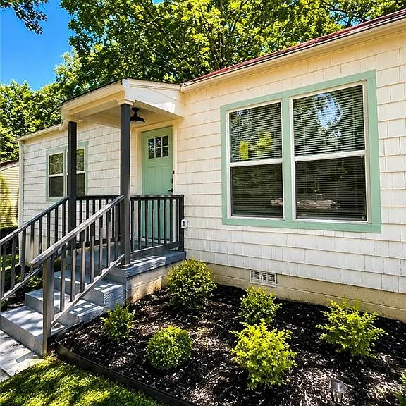 1646 Terry Mill Rd SE — Photo 2