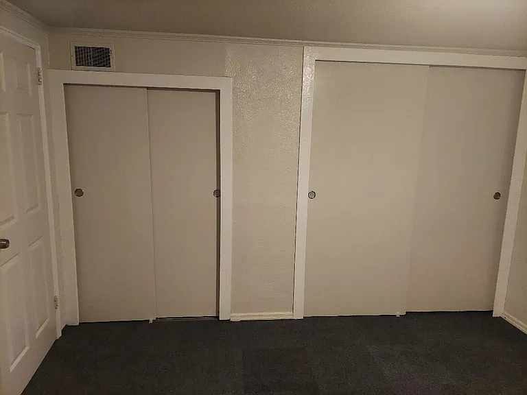702 Miller St #4 — Photo 10