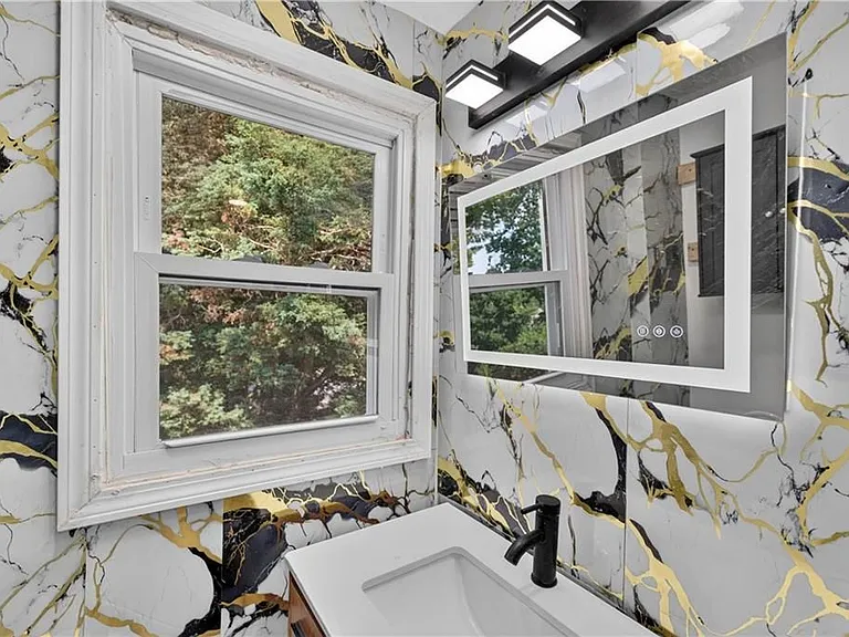 121 Central Ave #2 — Photo 9