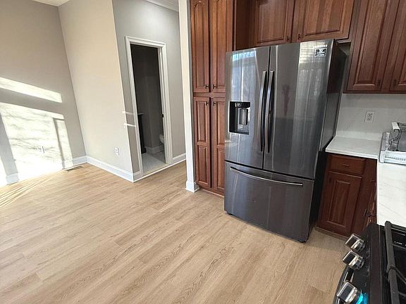 3rd image of 12972 Terminal Way