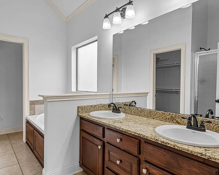 6484 Soda Point Dr — Photo 32