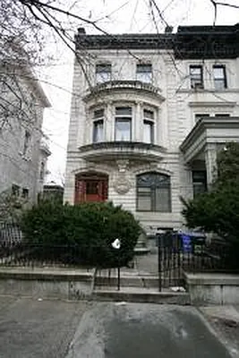 Rented by Corcoran | media 17