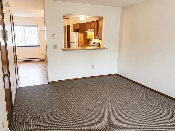2nd image of 975 Meriden Road #101