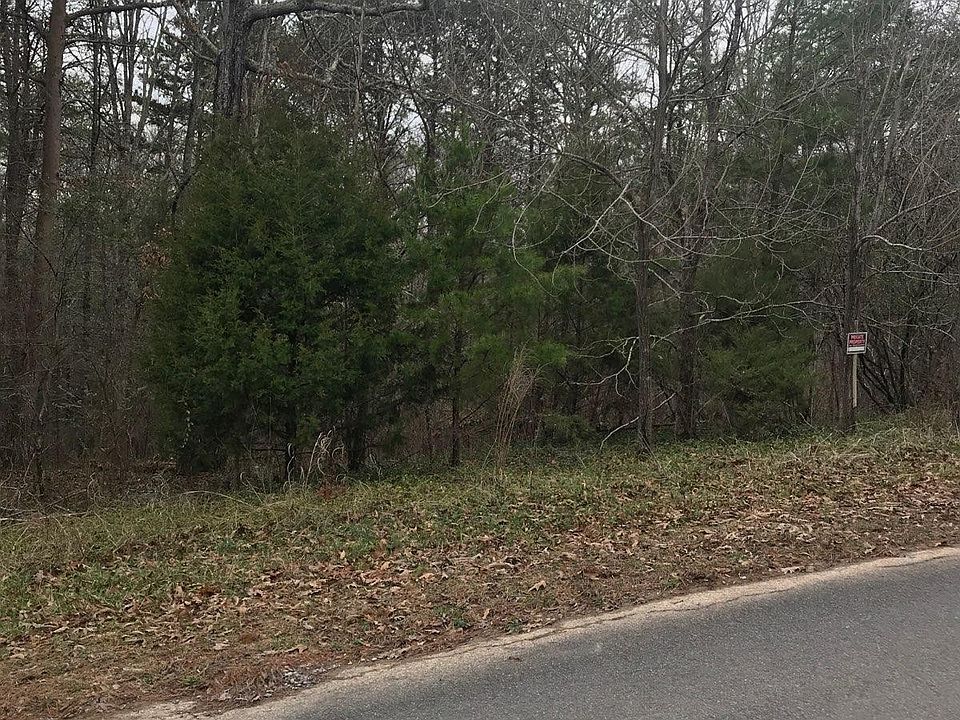 1st image of 61 Knobb Hill Dr NW